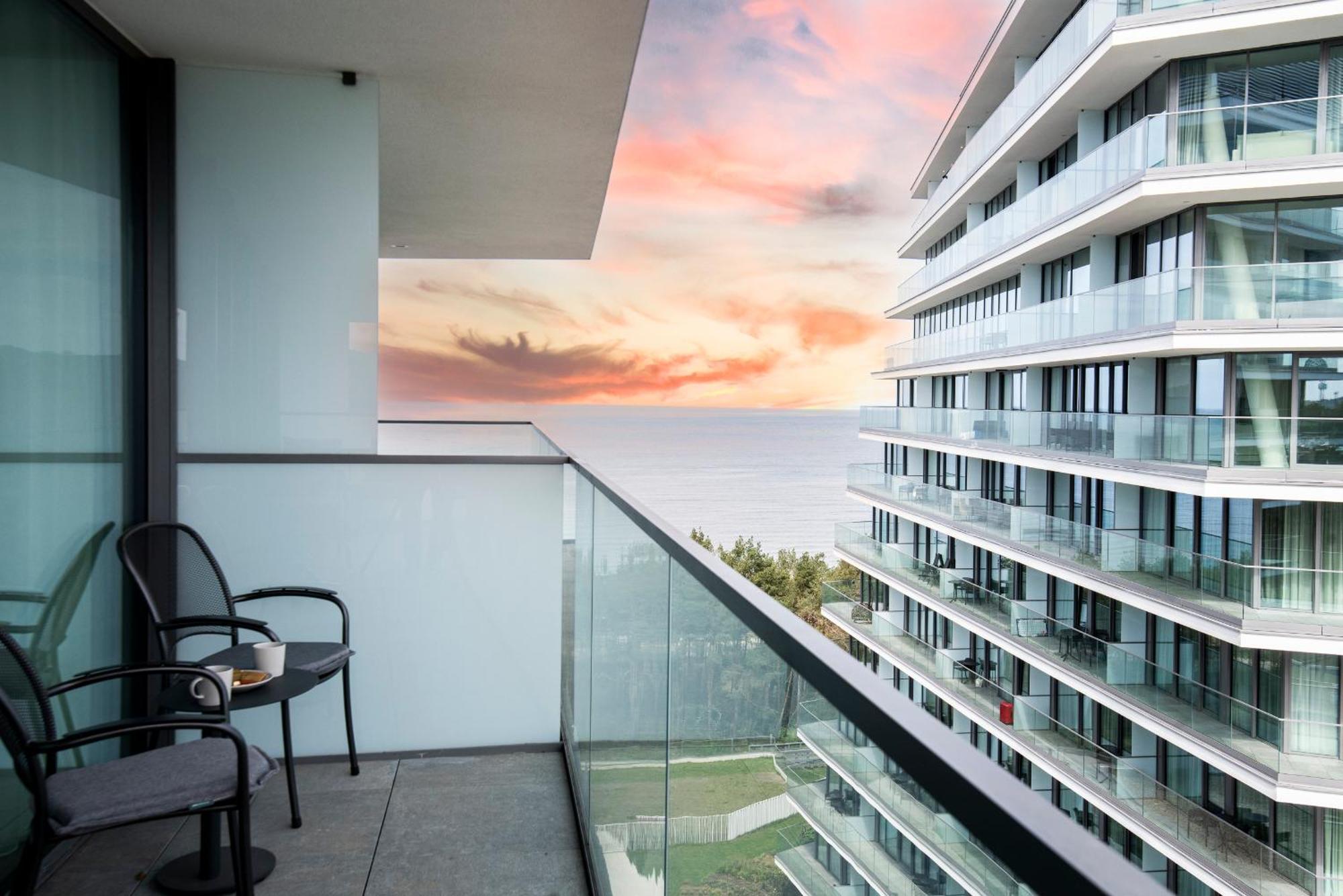 Апартаменты Wave Panorama 8Th Floor Sea View Мендзыздрое Экстерьер фото